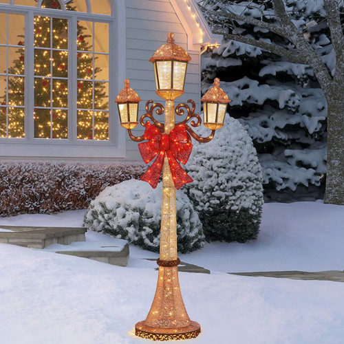 Triple lamp post - 7’, led
